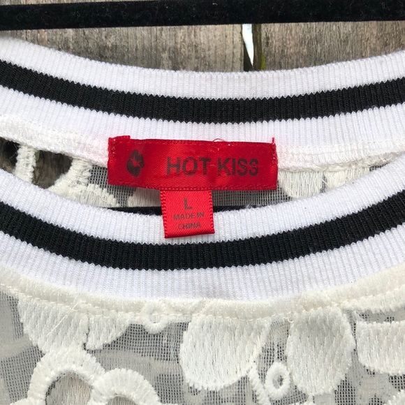 Hot Kiss Lace Mesh Top - Picture 3 of 3